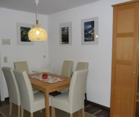 Apartament Familienappartement Oetscherbaer Lackenhof