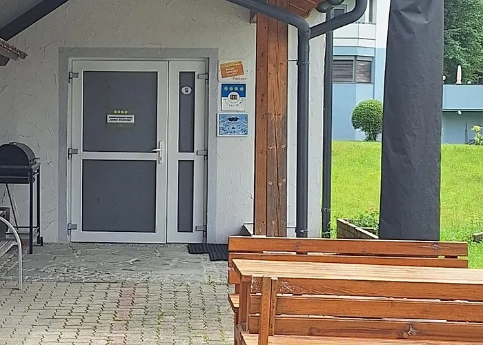 アパート Familienappartement Oetscherbaer ラッケンホーフ